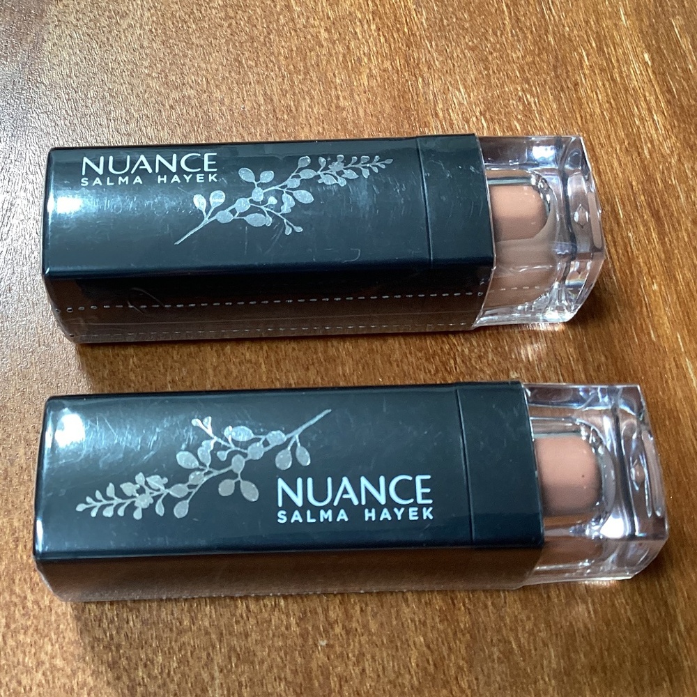 Nuance Salma Hayek True Color Moisture Rich Lipstick Botanical Buff 600 Sealed